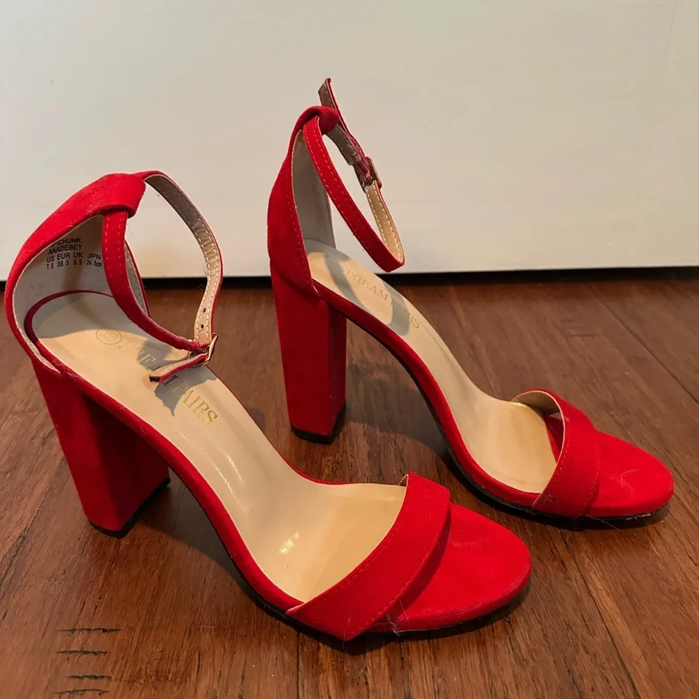 Red Heels - Picture 3 of 4